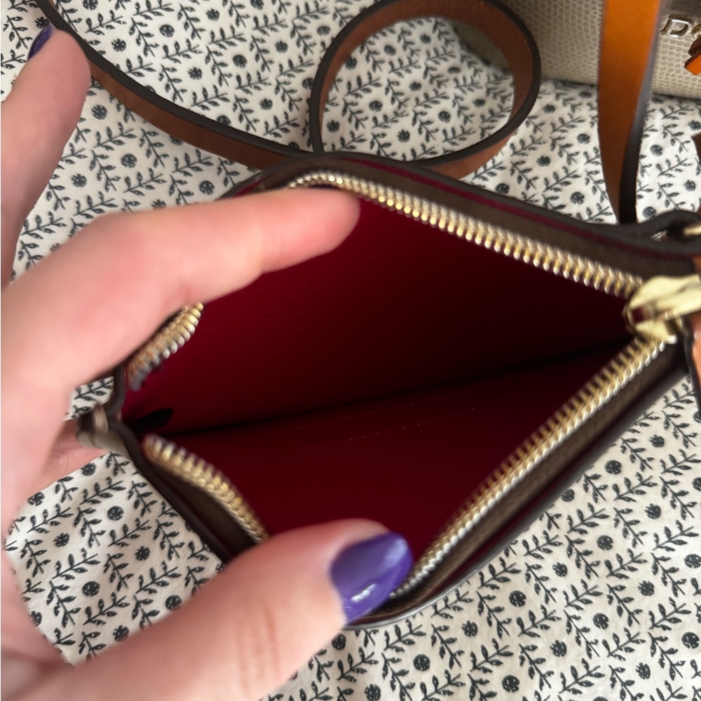 Dooney & Bourke Bucket bag in Elephant - Picture 3 of 5